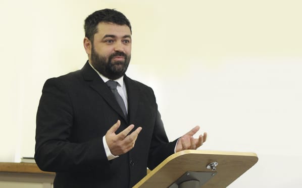 Cllr Steele awarded for volunteering efforts